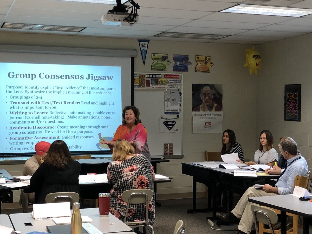 cwlmc's tweet photo. Penn Literacy Network comes to Conrad Weiser!  #engagedlearning #4lenses @ConradWeiserHS @WeiserMS @Conradweiserasd @coachdenunzio @PennLitNetwork https://t.co/L7DSJAQM3Y