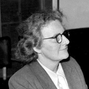 BentArchitectCo's tweet photo. GERTRUD VӦLCKER
1896-1979
During the 1918 revolution Gertrud worked at the Trade Union in Kiel. A member of a radical social youth group she organised reading groups to share socialist ideas. She was involved in politics for the rest of her life. #GermanResistance
#WomenOfAktion https://t.co/SZZMOIoHiT