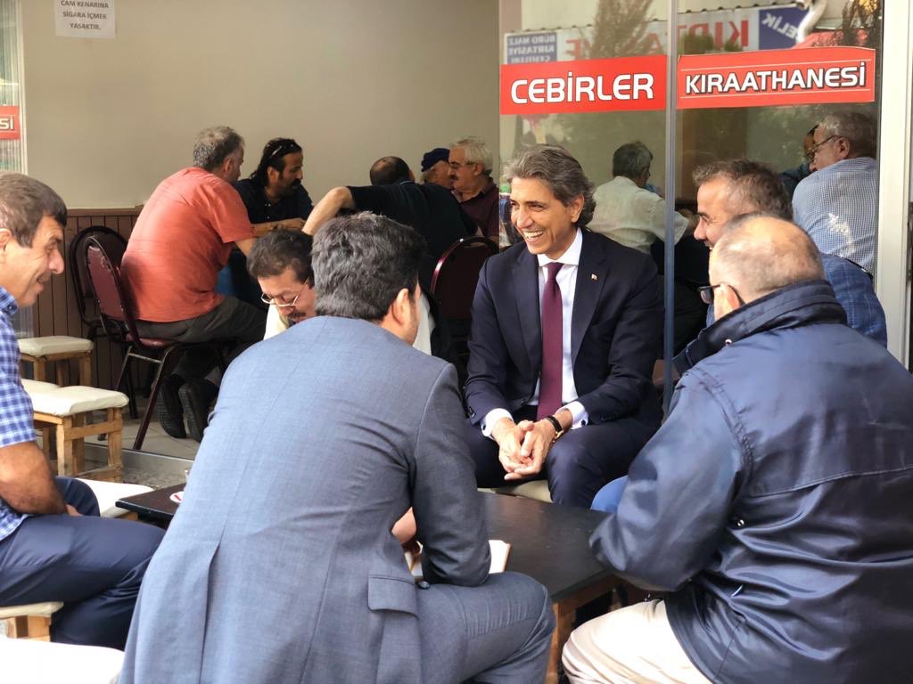 mustafademir's tweet photo. Şimdiki durağımız Ümraniye Atatürk Mahallesi. Vatandaşlarımızı dinlemeye devam ediyoruz... https://t.co/PyC4Kz5g8o