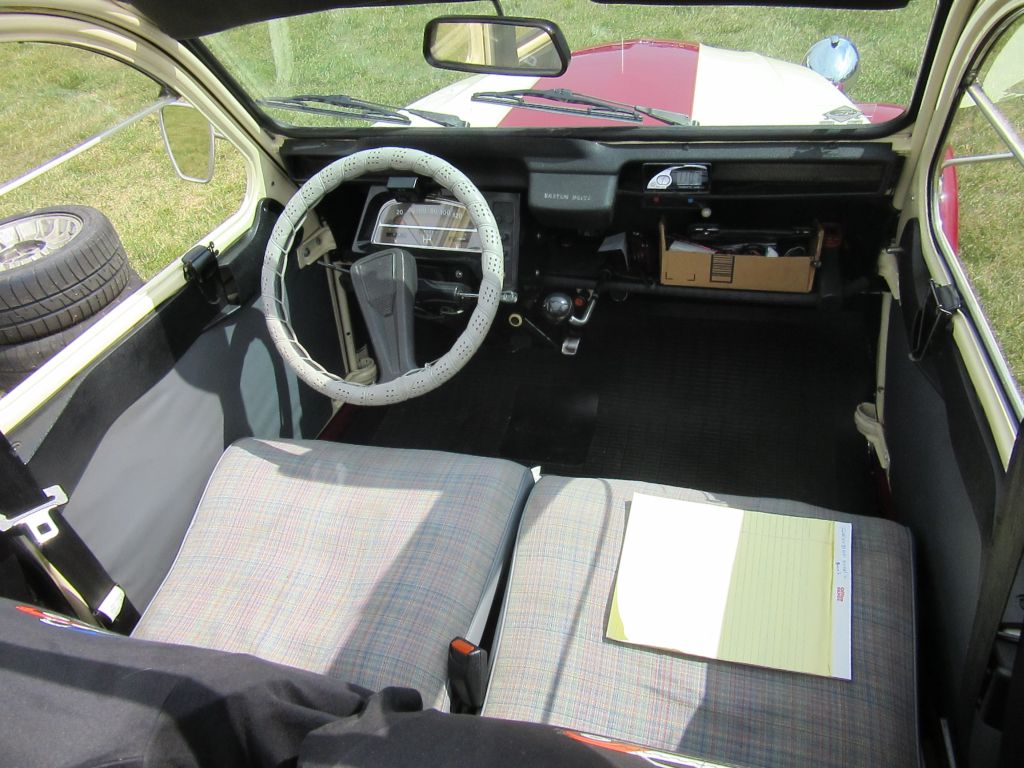 24hoursoflemons's tweet photo. Slower than most Lemons car, but not quite Lemons-ready yet.
#Citroen2CV #PaddockRides #LemonsWorld #24HoursOfLemons https://t.co/AdGD3FEtSf
