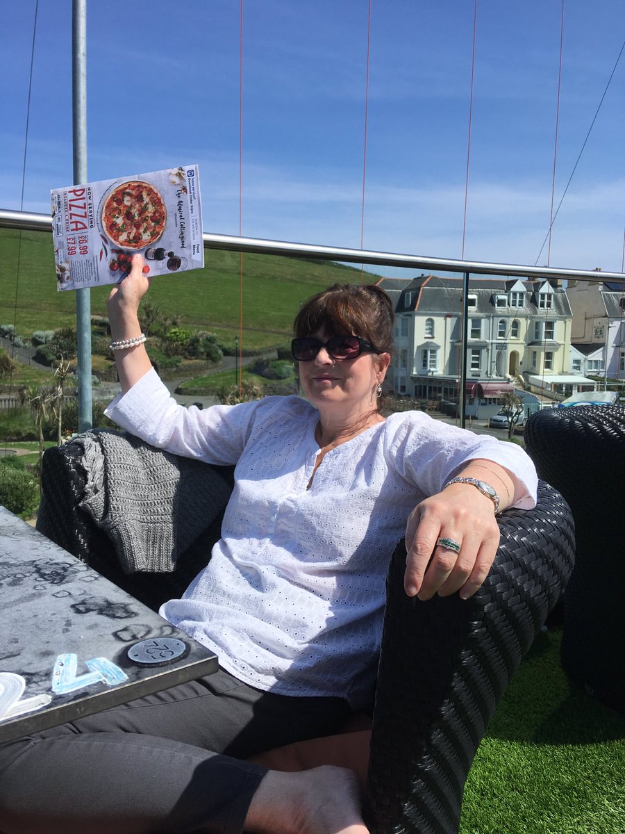 simonsgirl37's tweet photo. #septemberphotochallenge
Day 18~ Person
My best friend Kate is always there for me. She may live 250 miles away but she’s only a phone call away. I took this photo in Devon in June and won’t see her till November x https://t.co/dN9mnY8bbk