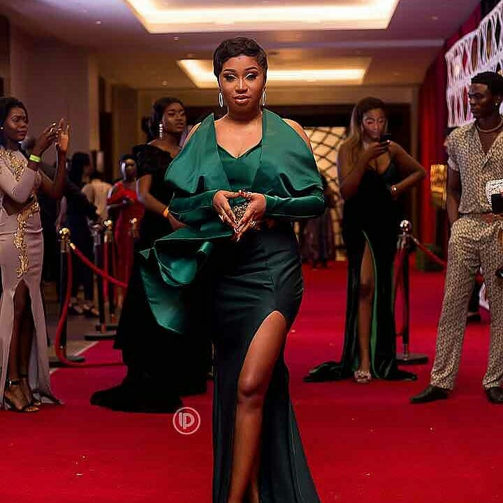 Ablade_Dromo's tweet photo. Made with love for the red carpet, our pretty Sharonette rocked it. https://t.co/jSzXWaHMwg