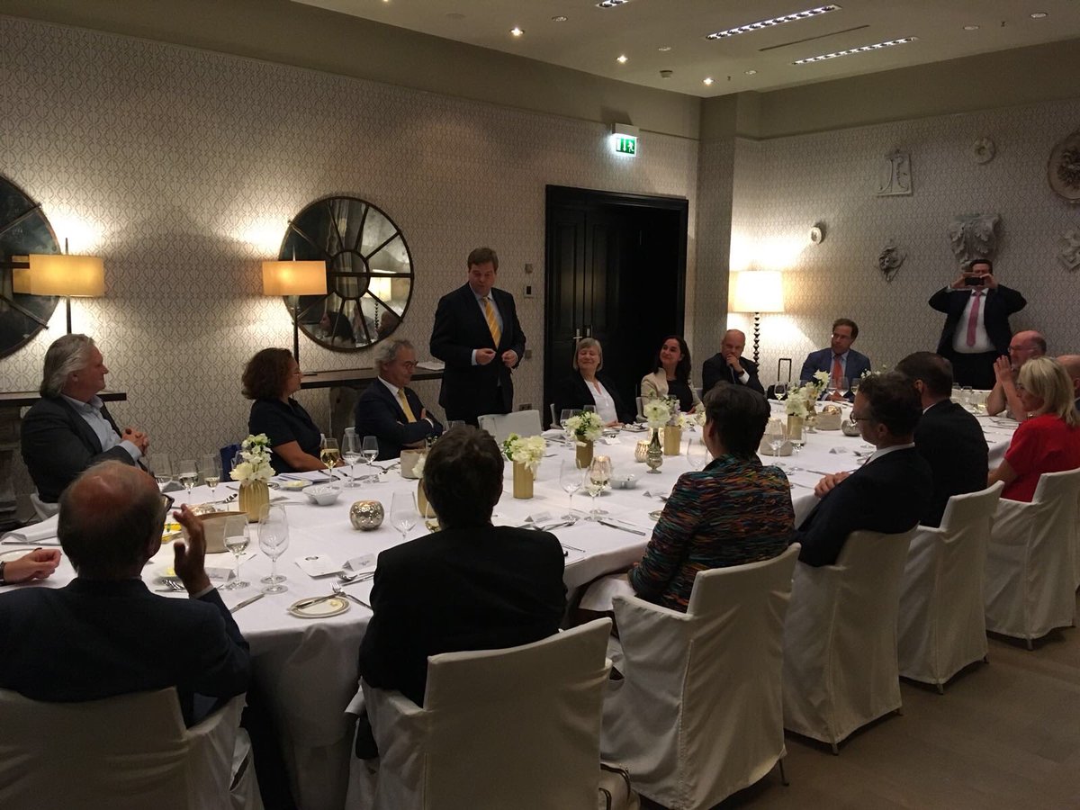 Staatsecretaris Ferlemann is het eens met mijn voorstel om binnen 6 maanden een quick scan af te ronden en te bespreken op weg naar gemeinsamer beschleunigungsfahrplan