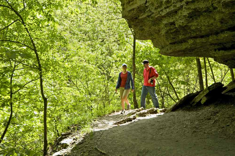 ArkansasOutside's tweet photo. The Top 5 places to camp this Fall. Campgrounds are filling up quickly, make your reservations now. https://t.co/ro3azt2KI5 #camping #fallcolor #aroutside https://t.co/XJ1Usa9V21
