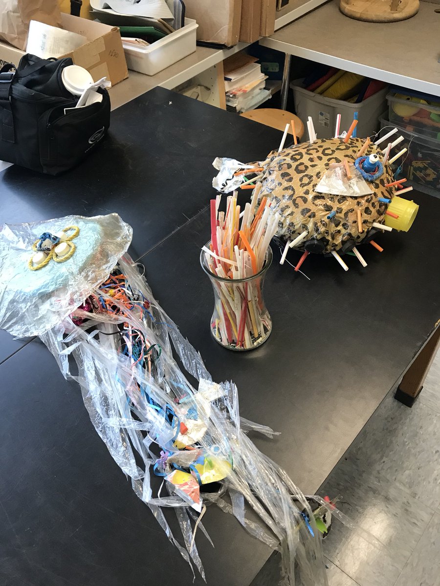 SoutholdScience's tweet photo. Learning about reducing plastic pollution @southoldelem Thanks for the visit and gift @G4EE https://t.co/8OTooSMTt4