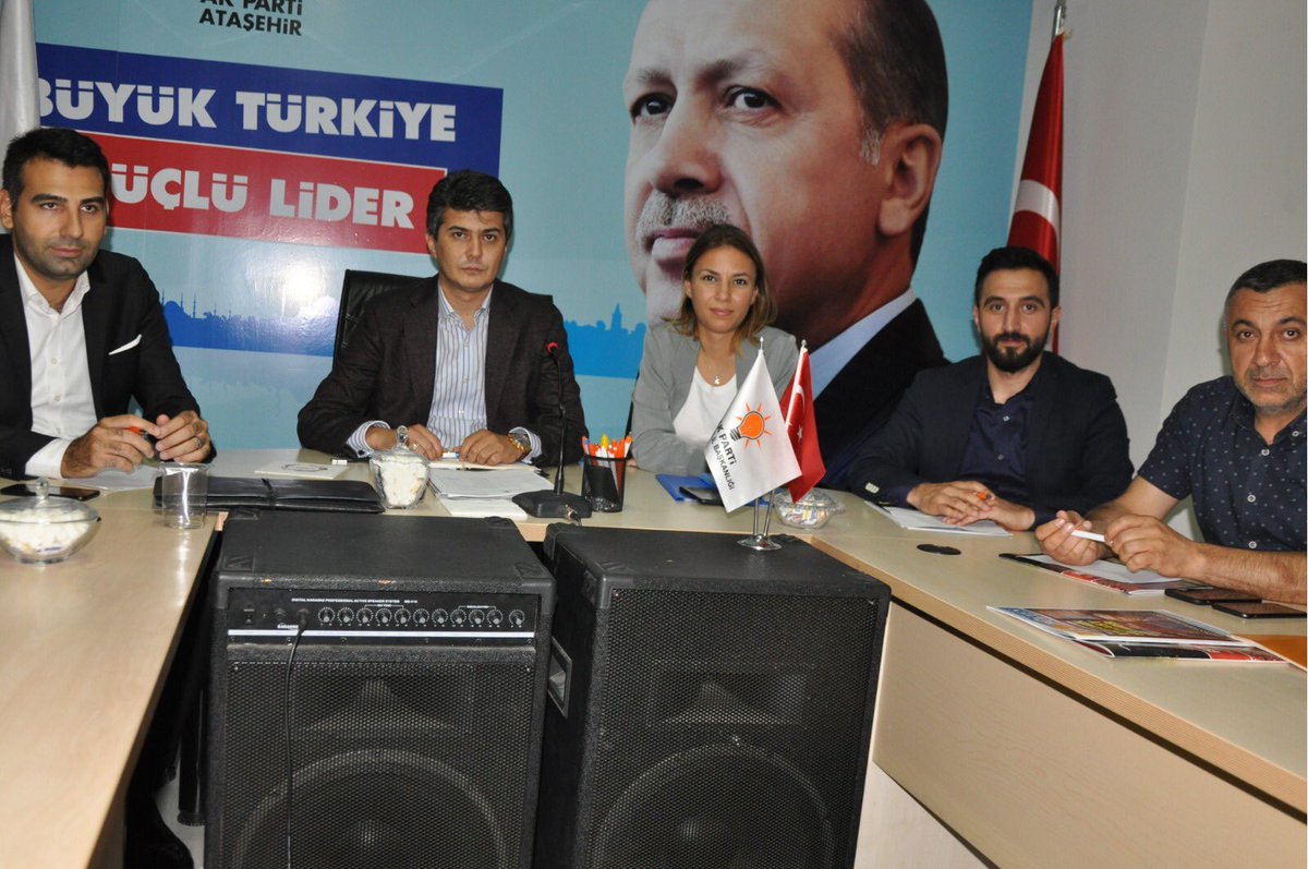 atasehirakparti's tweet photo. Haftalık Olağan İlçe toplantımızı, Başkanımız @AhmetOzcan_34 başkanlığında İl sorumlumuz @iremselayatay ve yönetim kurulu üyelerimizin katılımları ile gerçekleştirdik. 

@akpartiistanbul @bayramsenocak https://t.co/KTaktAi0Qp