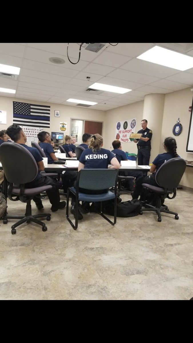 ExplorersSt's tweet image. SPPD Explorer Academy.