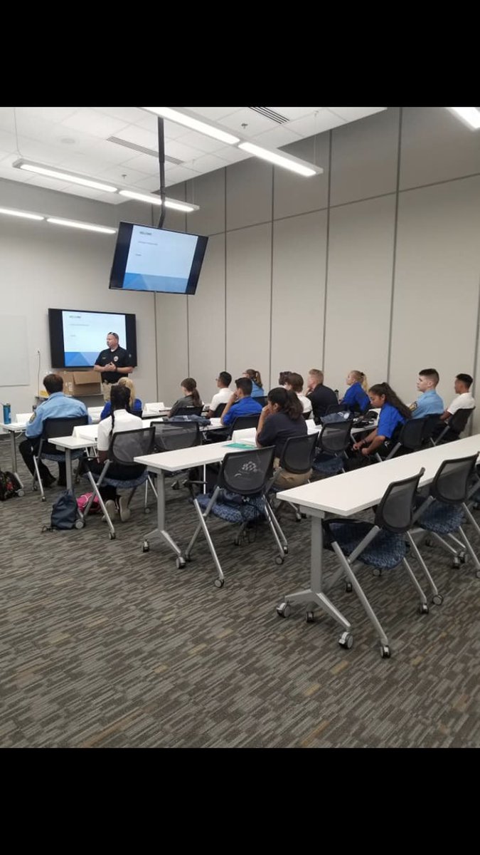 ExplorersSt's tweet image. SPPD Explorer Academy.