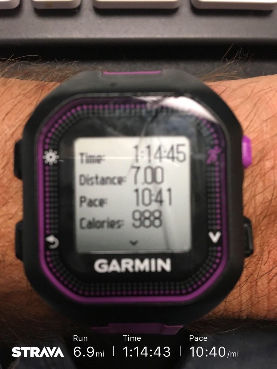 thisrunningdad's tweet photo. When you’re in between watches. @Garmin
https://t.co/uOeWdYWIc6 #forerunner25 https://t.co/BLYEiQXNY2