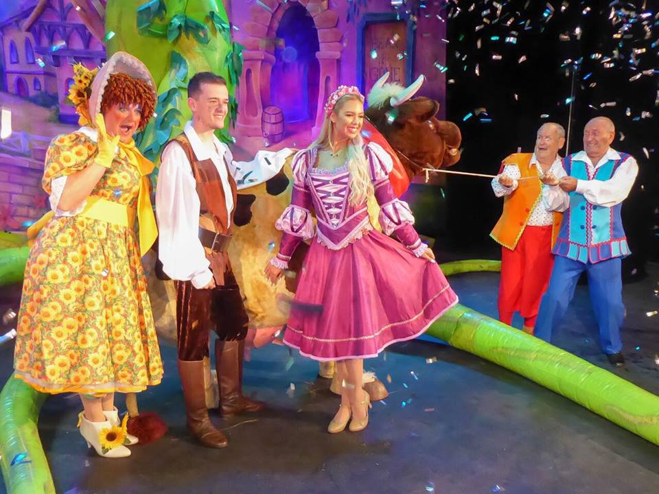 Kerrie Pearson (@friutypie1) on Twitter photo Panto well and truly launched Jack & the Beanstalk
14th Dec 2018 - 6th Jan 2019 <a href="/CreweLyceum/">Crewe Lyceum</a> so excited to see it on Saturday 5th January 2019 <a href="/TheTommyCannon/">Tommy Cannon</a> <a href="/TheBobbyBall/">The Bobby Ball Foundation</a> <a href="/georgesampson/">George Sampson</a> Please Retweet Thankyou😁 Panto well and truly launched Jack & the Beanstalk
14th Dec 2018 - 6th Jan 2019 <a href="/CreweLyceum/">Crewe Lyceum</a> so excited to see it on Saturday 5th January 2019 <a href="/TheTommyCannon/">Tommy Cannon</a> <a href="/TheBobbyBall/">The Bobby Ball Foundation</a> <a href="/georgesampson/">George Sampson</a> Please Retweet Thankyou😁