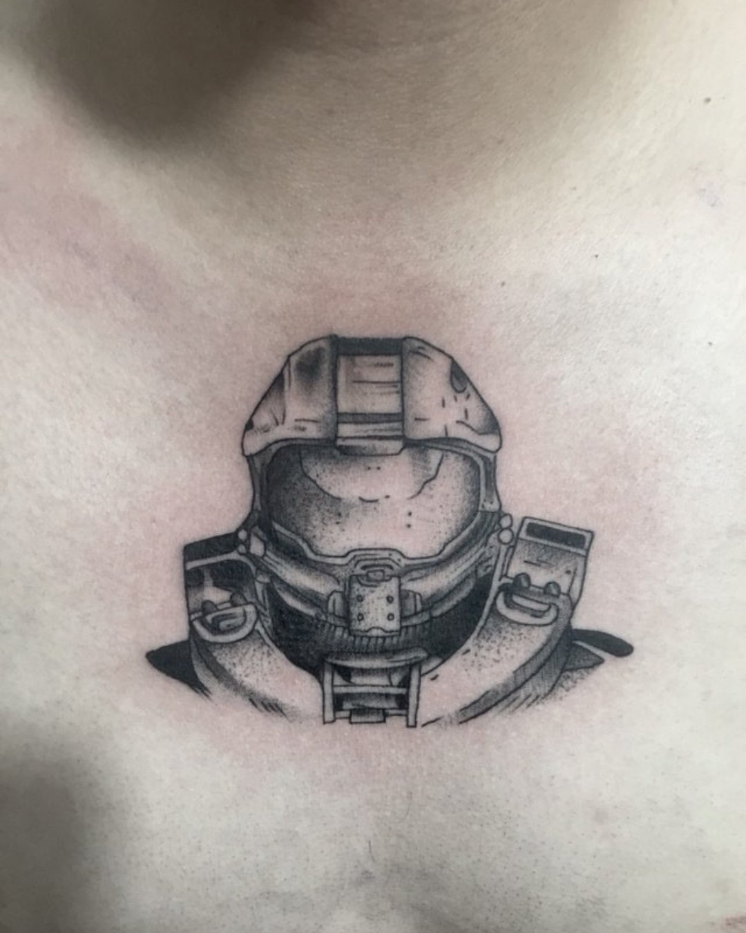 Emiliano Ramírez on X: "Segundo tatuaje. #halo #masterchief #tattoo https://t.co/HzypEUFUOM" / X