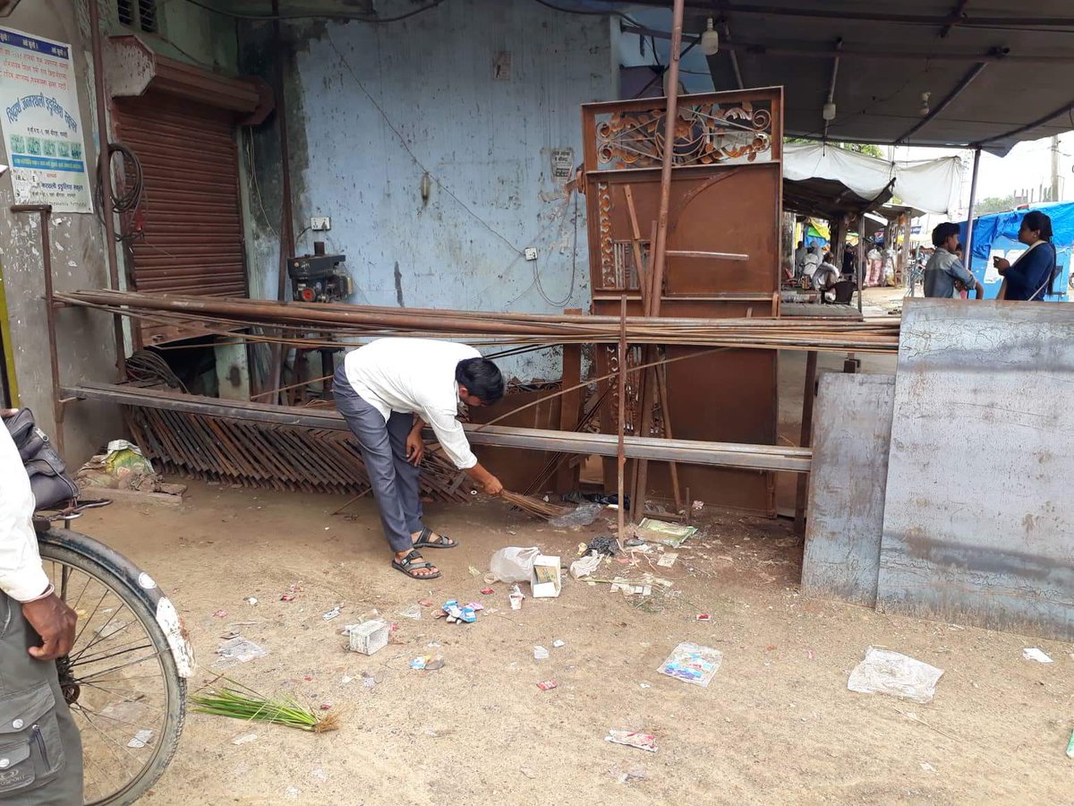 सरसफाई तथा सेनितेशन को काम मा अघि बर्धै लुम्बिनी संस्कृतिक नगरपालिका 
<a href="/mofaganepal/">सङ्‌घीय मामिला तथा सामान्य प्रशासन मन्त्रालय</a> <a href="/MoFALD_LGCDP/">LGCDP</a> 
#Municipality
#clean