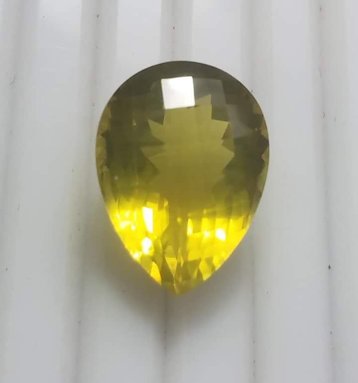 Noorgems4's tweet photo. Beautiful pear Shape Citrine gemstone
Weight = 16.95 Carat 
Dimension = 20 × 15 × 11 mm
Price = 15 $ for the whole piece 
Shipping = $6 PayPal accepted
#gemstone #jewelry #etsy #handmade #Crystals #ebay #citrine #Quartz #crystalhealing https://t.co/FiMDD5l5j0