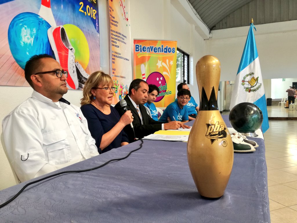 luilopezgt's tweet photo. #BolicheGtv presentan el IX Torneo de Boliche "El especial de Independencia" con la participación de 150 niños de 19 instituciones con alguna discapacidad.
Él evento es inclusivo.
26 y 27 de septiembre en la Federación de Boliche @BOLICHE_GUATE https://t.co/AvSvIvf4YS