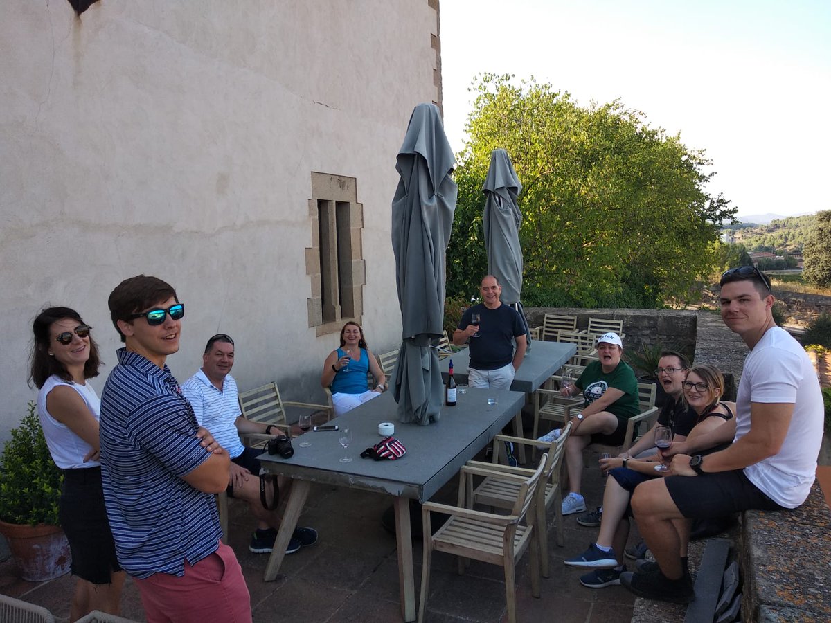 Castlexperience's tweet photo. Enjoying the summer weather with wine ❤️ https://t.co/5dfN3NWVkJ