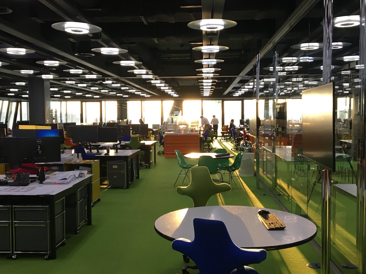 JohnMcelgunn's tweet photo. A very big welcome to the City Architecture Forum @CityArchForum @PGSMurray @Crossrail @futurecityblog @publica_office
Glad to have you at RSHP in the Leadenhall building @CheesegraterLdn with @RSHParchitects and #StephenBarrett https://t.co/9qduIF4XOj