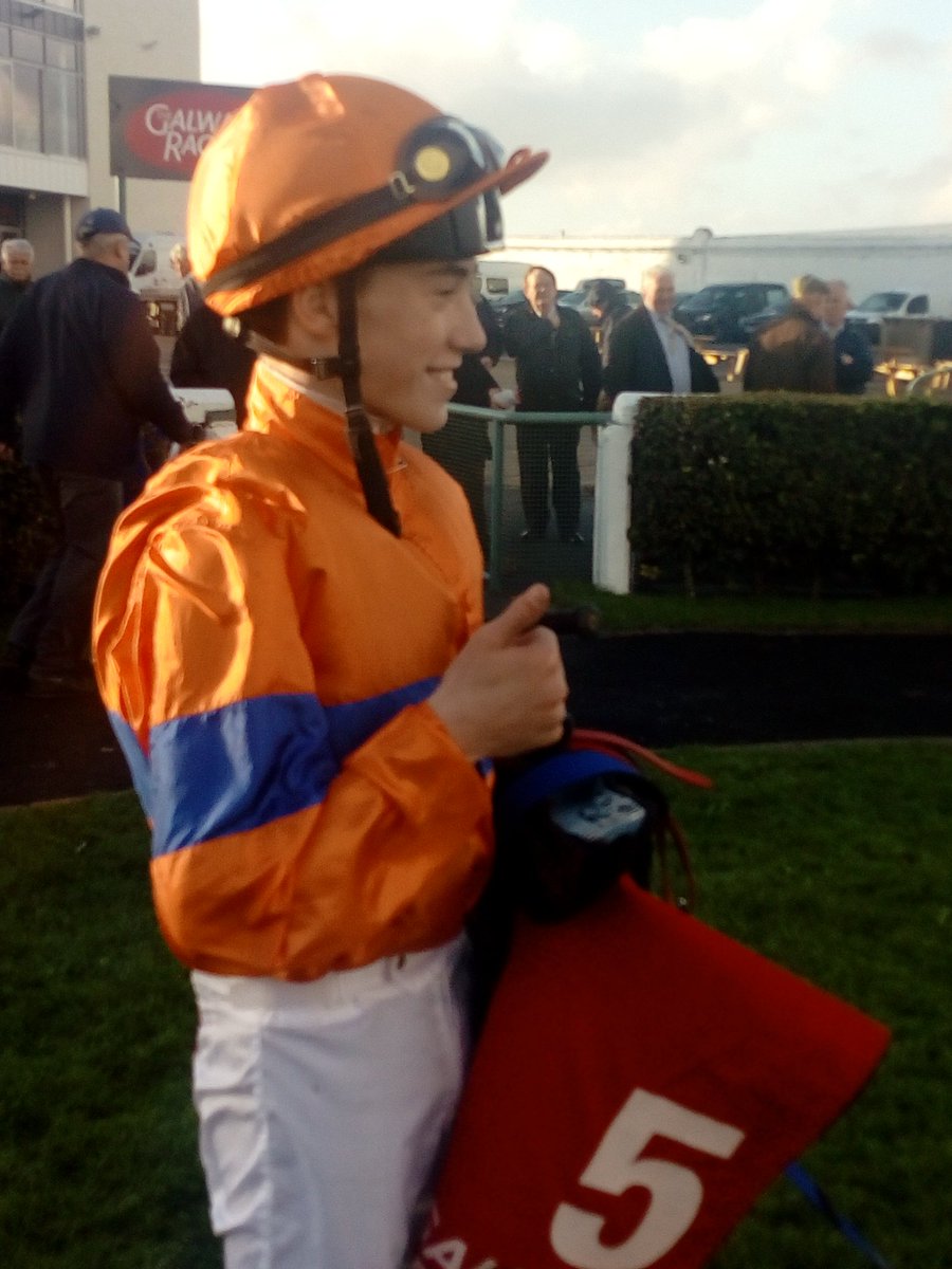 JoeSeward1's tweet photo. #ELLEANTHUS who showed distinct promise @curraghrace storms clear here at a very blustery @Galway_Races under in form Jockey Shane Crosse for in a very much in form @JosephOBrien2 can do no wrong ...Must be the #GrahamAtkinson #factor ..
#Galwayraces
#horseracing https://t.co/8n35B95Rf7