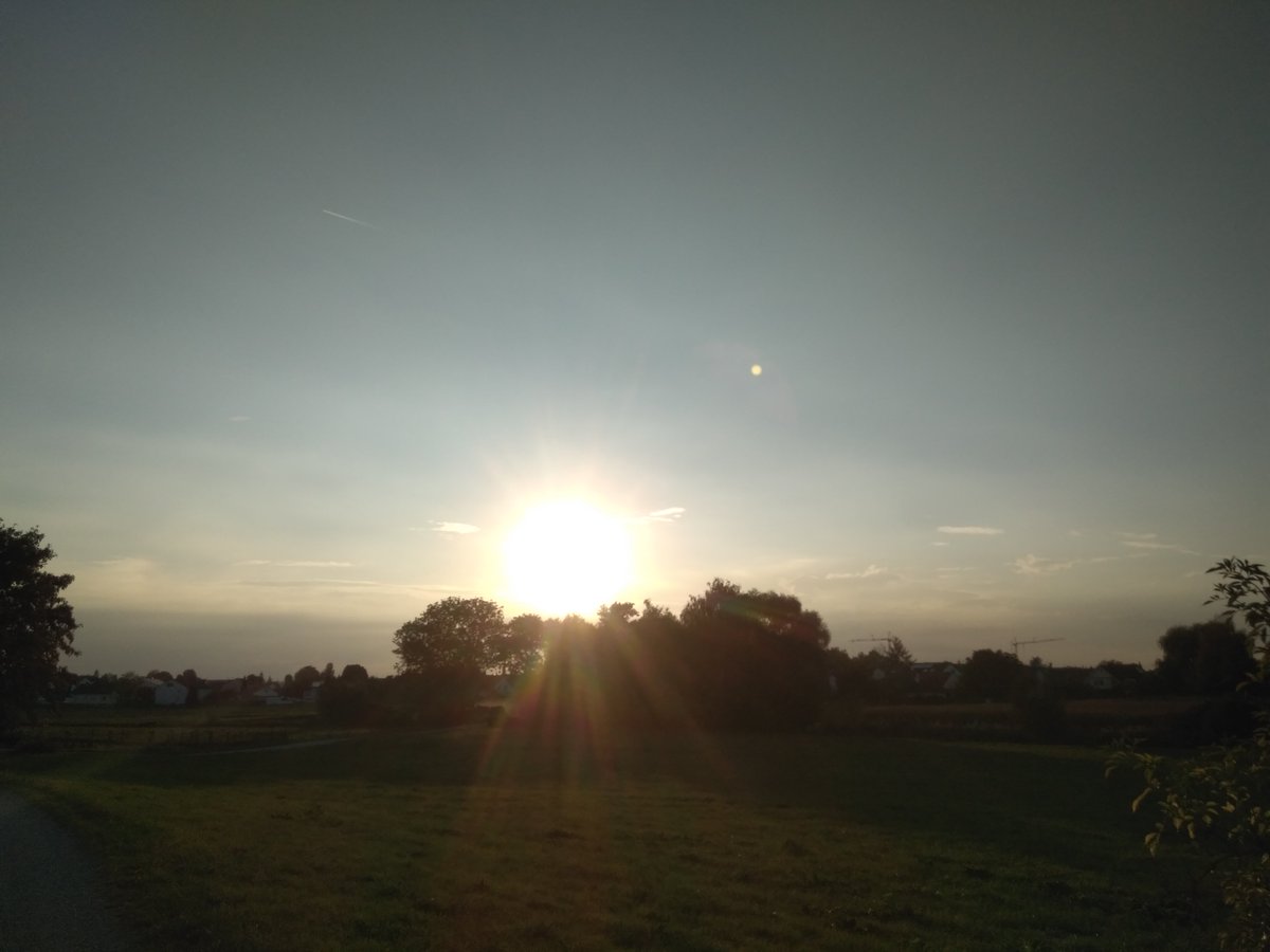 Arona1984's tweet photo. Abendspaziergang bei #Etting @Mein_Ingolstadt https://t.co/hCvqZsbKcj