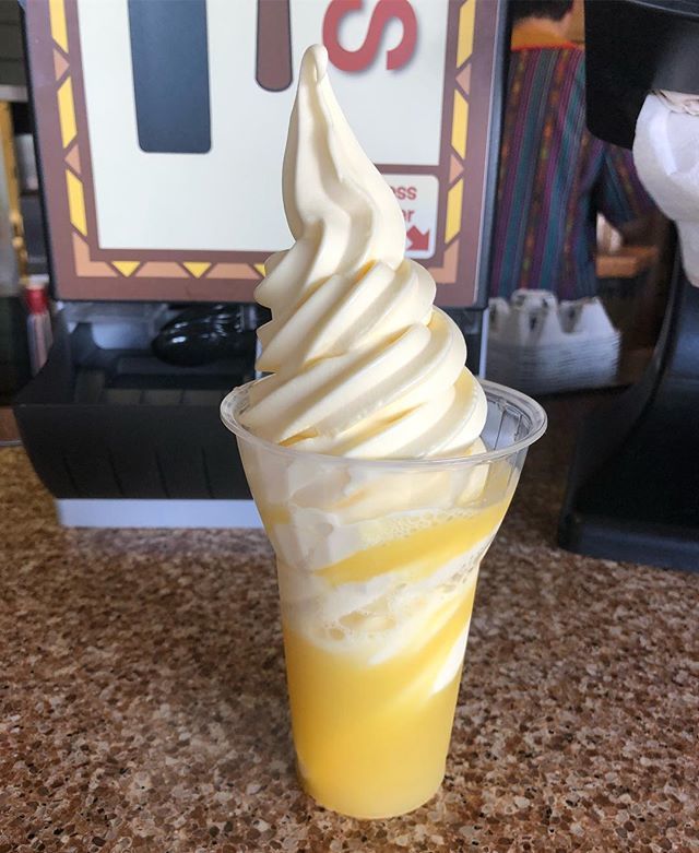 rsun0525's tweet image. #pineapplefloat #americanfood #netde #igdelaware #thehungryeyes #food #foodporn #instafood #foodstagram #foodgasm #yummy #delicious #follow #followme #florida #disneyworld ift.tt/2NLZYgj