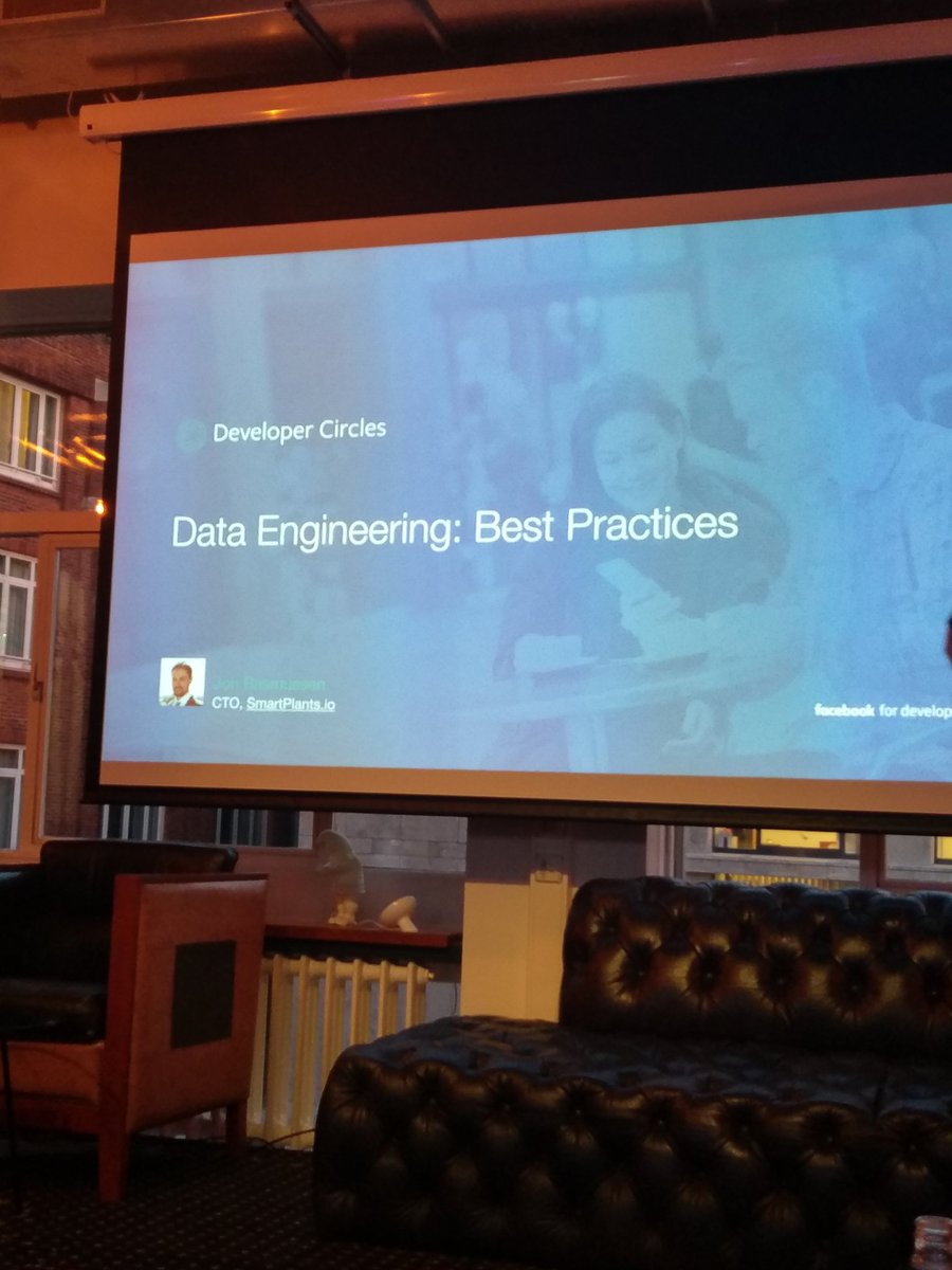 esraa_awesome's tweet image. #facebookdeveloper in #amsterdam are amaizing with this tech event about #Facebookchatbot analysis sdk and #dataanalysis best practices...