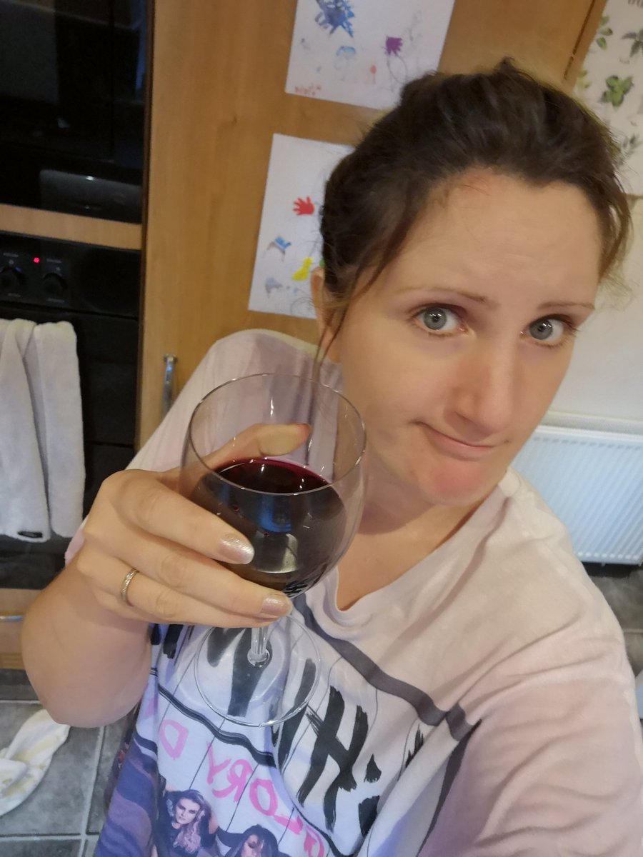 LorimerPam's tweet image. Have you heard the term &apos;pissing contest&apos;? Get three 4year old boys together for a playdate and they wiill show you that it is more than just a saying.  Mortified is an understatement. Wine,  give me all the sodding wine 
#boyswillbeboys #pissingcontest #fml