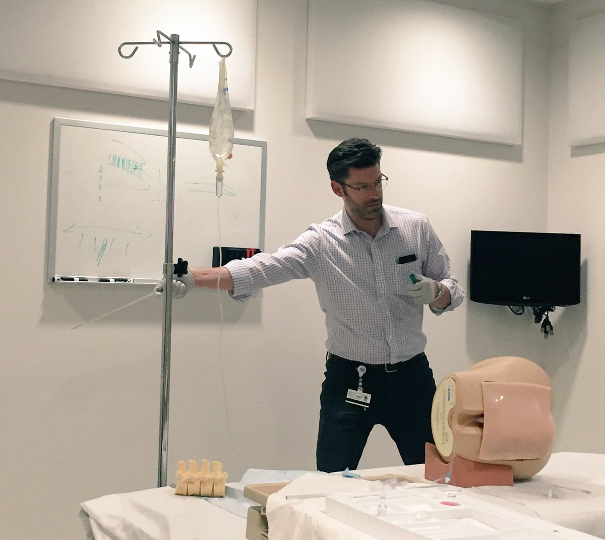 MKleinMD's tweet photo. "All needle-based procedures are fencing thrusts. There's no slashing."

- @NorthwesternEM procedural guru and Princess Bride enthusiast @MJP_MD https://t.co/IyjKw2PkGq