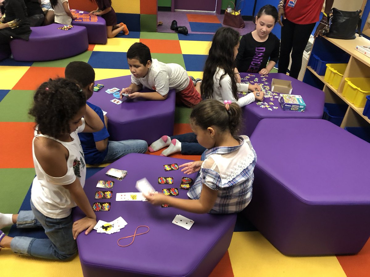 racheliyudin's tweet image. The rain didn’t stop us from playing today! #explorezone #missionexplore🚀 #gomules