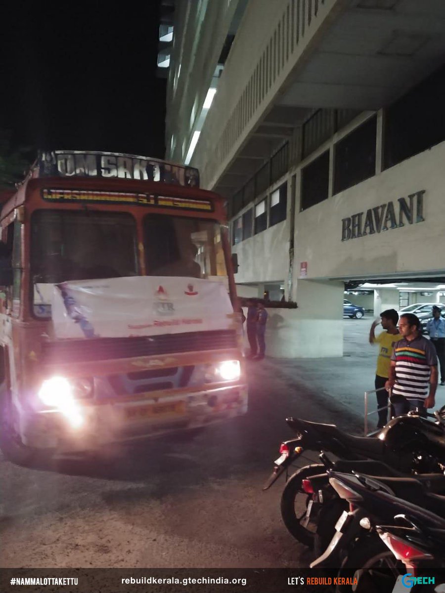 GTechIndiaOrg's tweet image. Thank you NTR Trust, Telangana for the truck load of notebooks , weighing 3.2 tonnes to support NammalOttaKettu@gtechindia.org team in the “Back to School”- #letsRebuildKerala initiative. #KeralaITCommunity volunteers accept the same enthusiastically.
#NammlOttaKettu #gtechindia