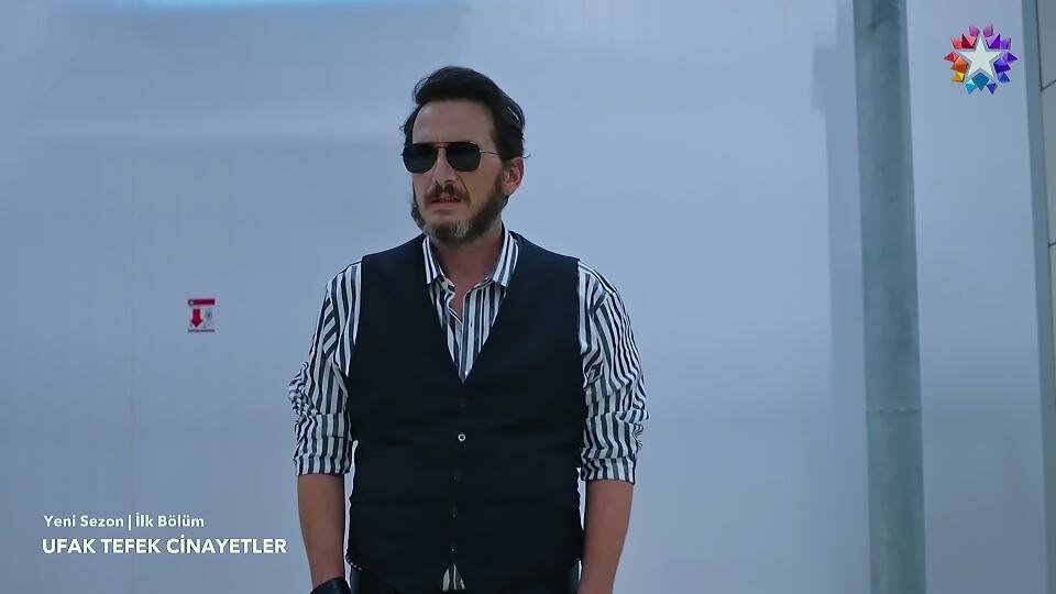 Hangi karakteri giyerse giysin, bana hep Sadık Murat Kolhan'ı hatırlatacak. Hoş gelmiş Osman Sonant... Kes, vur, parçala #ElTurco. #UfakTefekCinayetler