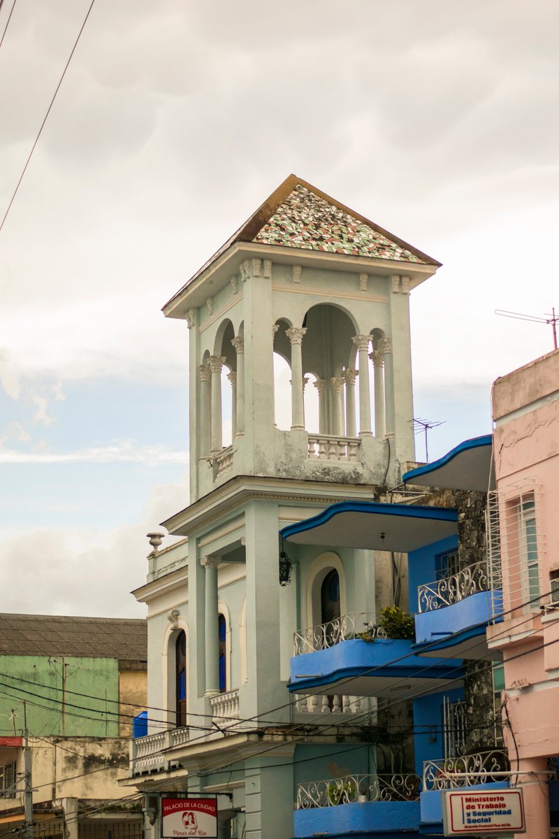 guerrillero_cu's tweet photo. La belleza de nuestra arquitectura..detalles de #PinardelRío #SomosPinar #PinarConVida
Fotos: Januar Valdés @daimytelepinar @guajiradepinar https://t.co/AhvpMX0dVa