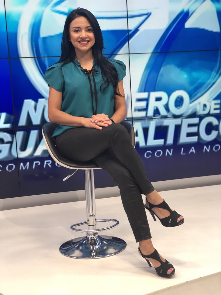ElyRecinos's tweet photo. Las noticias de este martes ... ahora por @Noti7Guatemala  y https://t.co/w16K13lqn9 !    💚

Bienvenid@s !! https://t.co/itiui7e9wr