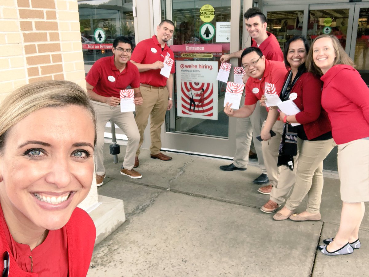 Ooh la la to our beautiful new wage advertising!  Thanks to the Dumfries, VA team for having a wonderful staffing plan!  Great to see you as a Store Director, Trey! #WorkSomewhereYou❤️ #NowHiring
