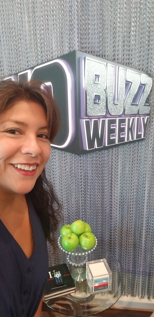 Like all voice actors, I love geeking out on new studio spaces. I love your new space @vobuzzweekly! #demosthatrock #studiolife #volife #lavoiceactor #voiceovers #vo