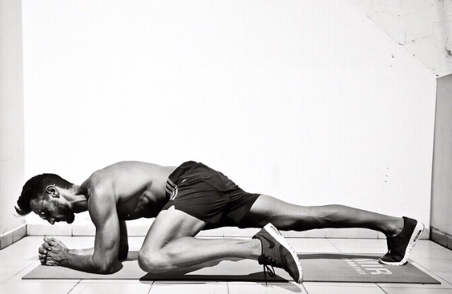 Ebylife's tweet image. Plank o plomo!?

From improved #posture and #balance to a lower risk of injury and better protection of your organs and central nervous system. The benefits of having a #strongcore are endless and there’s no better core conditioning #exercise than the plank.

#ebylife #fitnesstip