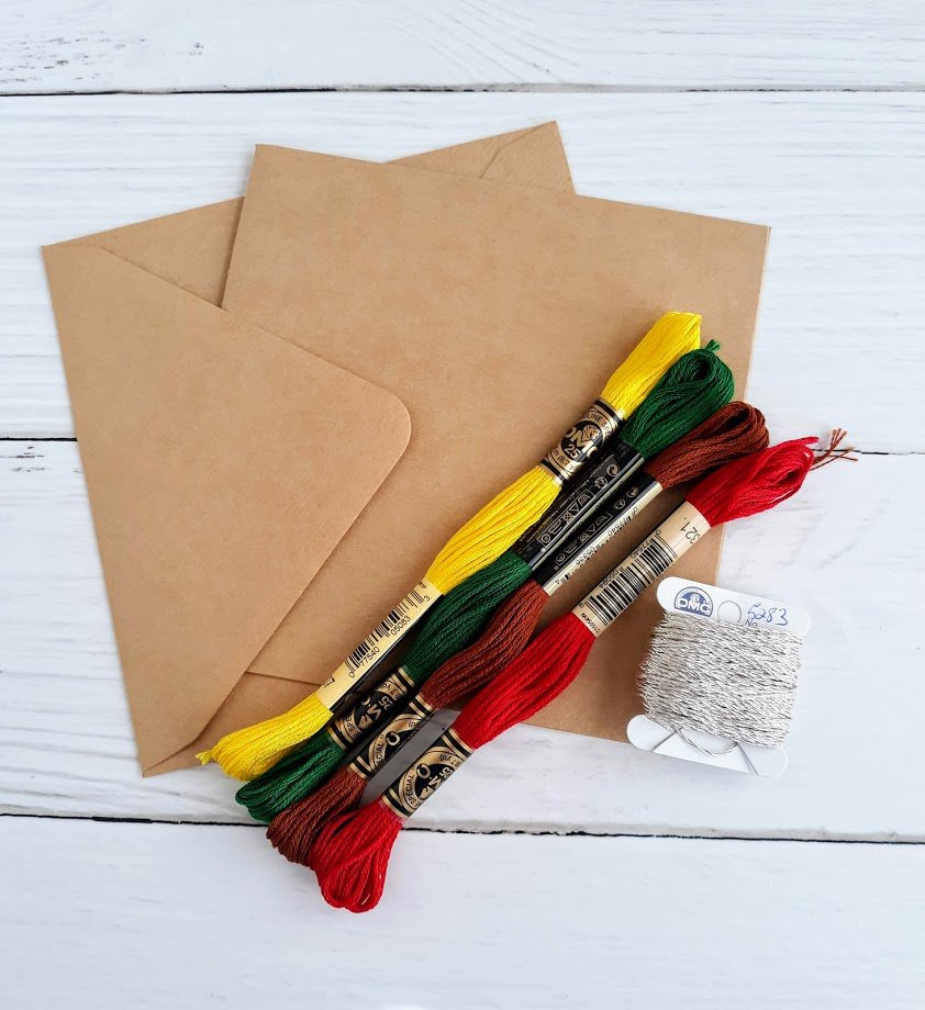 MBHandiworks's tweet photo. New idea for a Christmas card! #christmascard #card #embroideredcard #embroidery #Christmas #holidaycrafts #dmcthreads #kraftcard #newproject #christmascardkit #handmade #millybeanstitching #millybeanhandiworks https://t.co/C6cg46AXpU