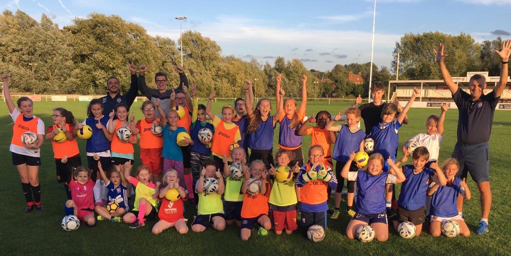 A great first night for <a href="/HadleighUnited/">Hadleigh United FC</a> #SSEWildcats lots of girls playing football in top class surroundings #girlsdevelopment