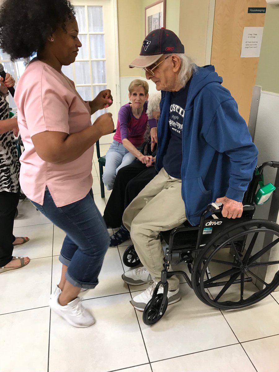 VIPMemoryCare tweet picture