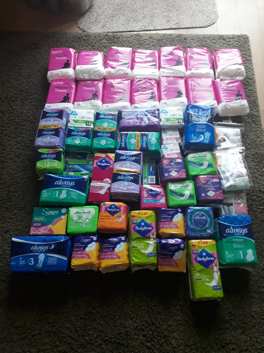 BoxHelens's tweet image. Fabulous donations from The Bandstanders Running Group. Thank you so very much ladies and gents ❤😁 x #CommunityMatters #EducationMatters #periodpoverty