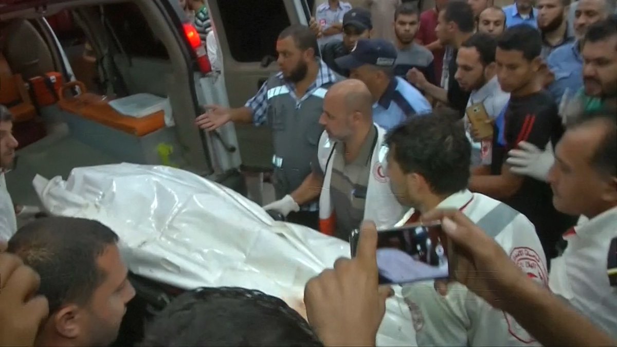 Israeli Airstrike Kills 2 in Gaza; Palestinian Man Dies in Custody in West Bank ow.ly/t57830lS3tu https://t.co/0i7UH85rsL