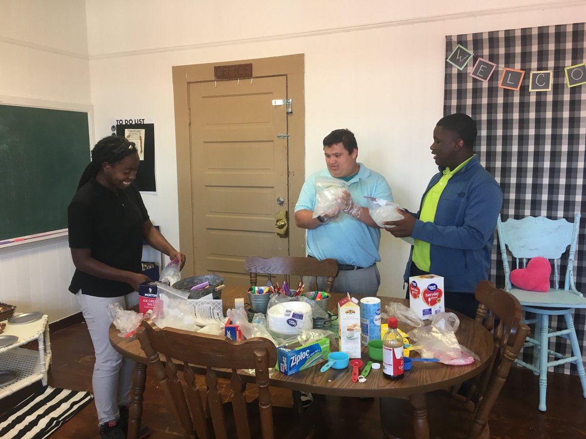 ann1967smith's tweet photo. My “Connect” small group making ice cream in a bag! Learning some science and the importance of following directions. “Exit slips too” #steamcounseling #studentlifecenter @tim_gallahar @BrookeMorganEdD @TCCHS_tccentral @SeanJStevens @ServStudents https://t.co/eX215geGeK