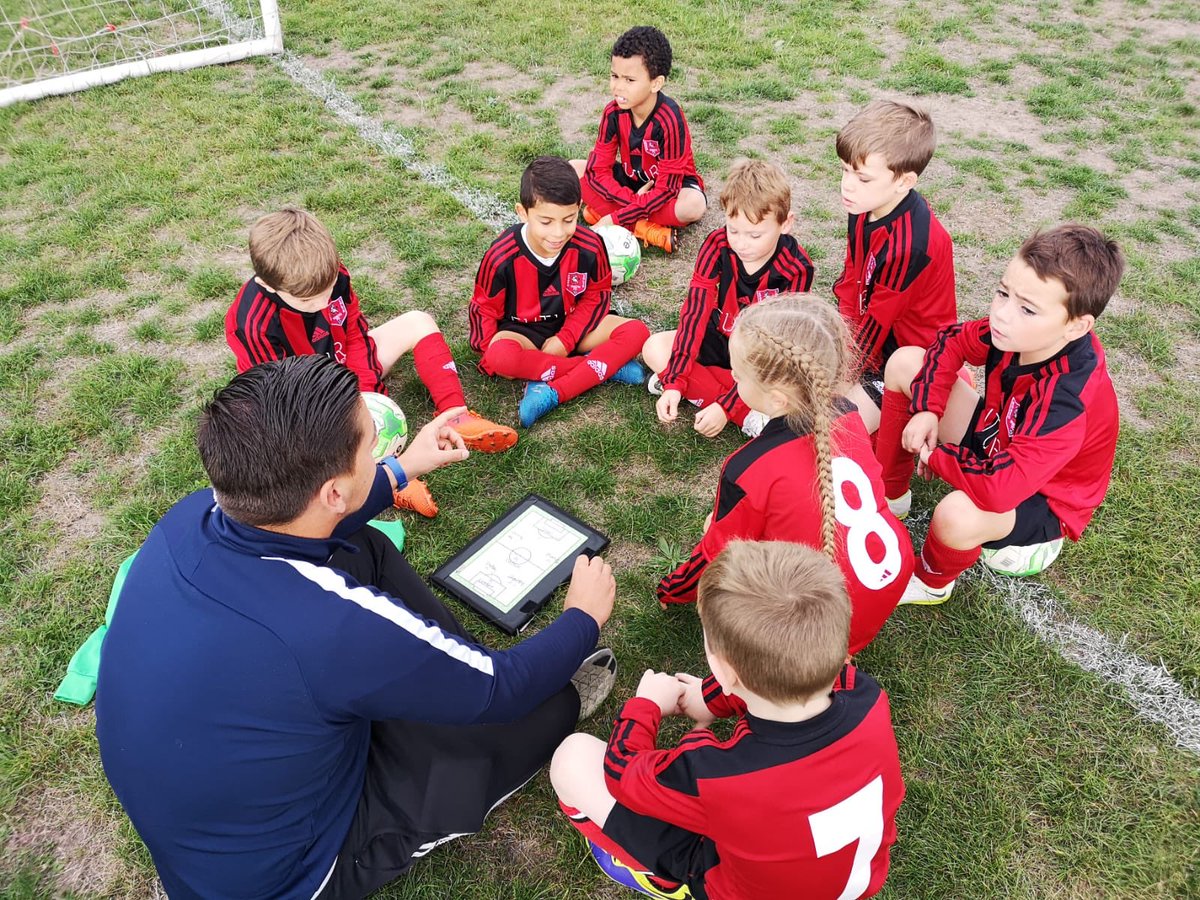 <a href="/EssexCountyFA/">Essex County FA</a> <a href="/RoneoYfc/">Roneo Colts YFC</a> #U9 r looking 4 additional players 2 boost their numbers ps RT!!

We train <a href="/RobertClackLC/">Robert Clack Leisure Centre</a> DM for details. #Dagenham #CYFL #SquadBooster