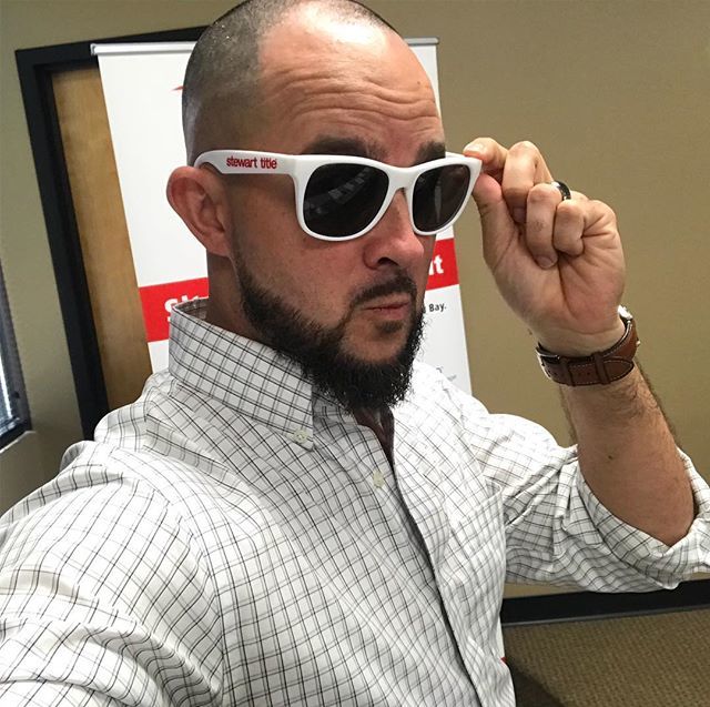 1800OutFast's tweet image. Had a great time being on a panel of investors today talking to agents about how they can make money wholesaling houses for fast cash! 
#realestate #realestateinvesting #flippinghouses #stewarttitle #stewarttitlecompany #coolshadesbro #throwingshade #who… ift.tt/2OyIy3D