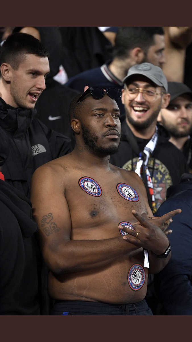 giflaa1987's tweet image. Are we enjoying the noise our fans are making at anfield tonight @CEO4TAG ?. @PSG_English have been incredible tonight, Selhurst could be like this week in week out #wearetheholmesdale #cpfc