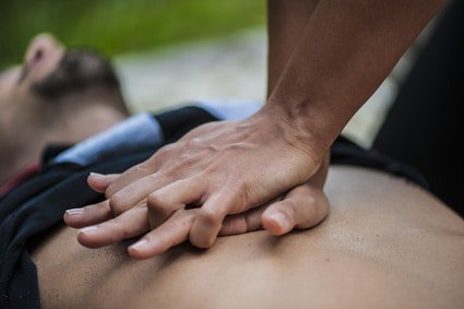 PBAvocats's tweet photo. #DroitDuTravail : Le décès sur le lieu de travail n’est pas toujours un #AccidentDuTravail.
#MiseAPied https://t.co/wurJnoYsy5 https://t.co/VqPv9BzAPq