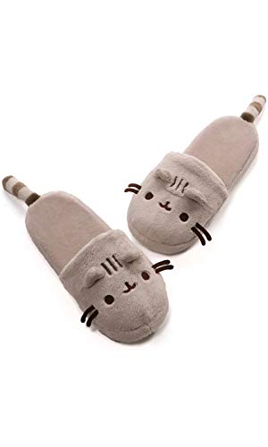 Get this beautiful unique indoor slippers go to gmcapital.online order now only 20 available 2-5 working days delivery
