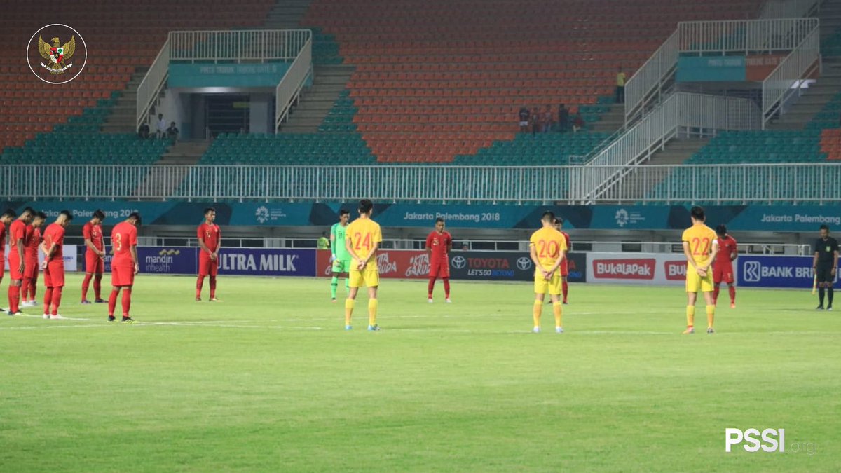 Bolanet's tweet photo. https://t.co/wvXSpmkvWm - Bambang Pamungkas dan Ide 'Gila' Demi Akhiri Kekerasan di Sepakbola Indonesia

📷: @PSSI https://t.co/6APPZq1zkV