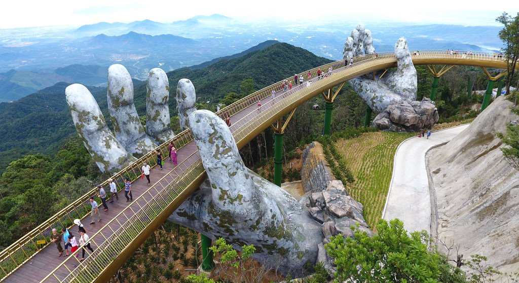 Platform_Group's tweet image. In the hands of the gods... literally!
ow.ly/N4uu50iIyNZ
@BBCNews
#creativedesign
#creativedesignsolutions
#art
#design
#bridgedesign
#modernengineering
#designgenius
#modernclassic
#bridge
#industrial