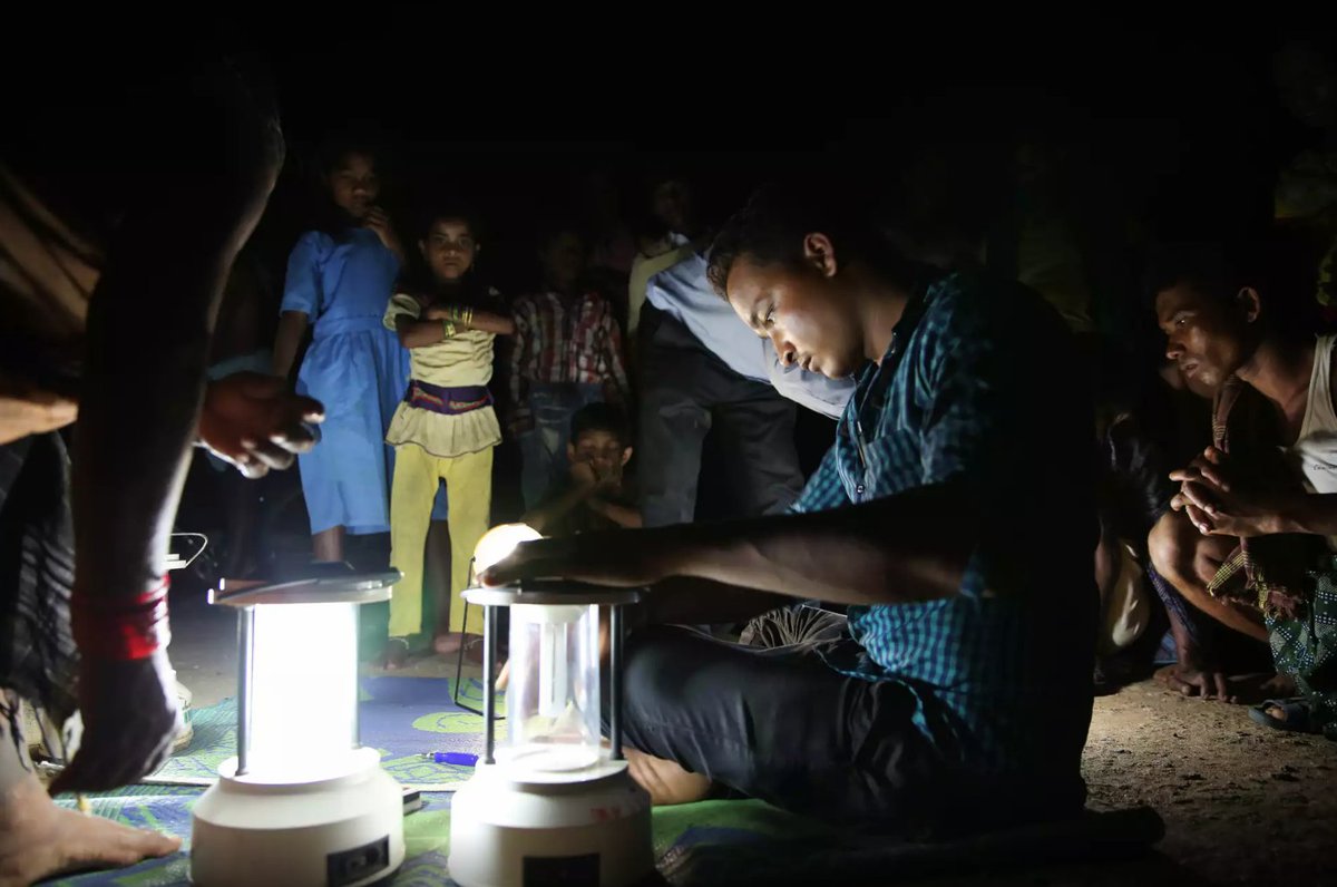 UNDPasiapac's tweet photo. An estimated 75 million rural households still live without electricity in #India. #NextGenIndia powers through #RenewableWednesday by rising to the challenge of #energypoverty by bringing light, hope and opportunity across rural households in the country! ππΎπ‘β‘οΈ
Stay tuned! https://t.co/8jvSGreFBr