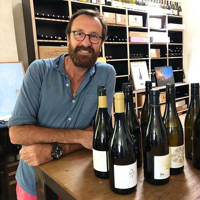 Another great producer we're thrilled to welcome along to #Budburst2018 - the amazing Thierry Germain of Domaine des Roches Neuves. 😲😍🤪🤩 ( #📷 @nino_poire )
.
.
.
.
.
.
#WineinWellington #winecelebration #naturalwine #winefestival #wineswelove #nzwine #wineparty #livingwine