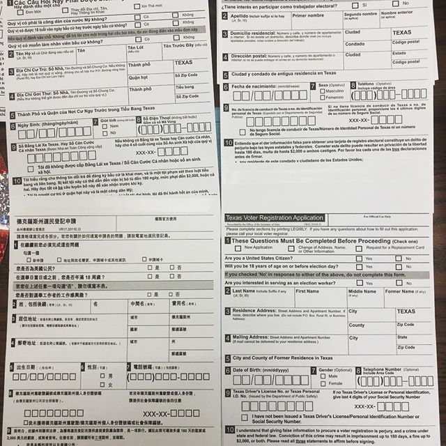 sjtones's tweet photo. #nationalvoterregistrationday and our @aliefkerr students are providing registration cards so parents can register to vote. #fourlanguages #accessibility #itallmatters https://t.co/DJf9YszQUk https://t.co/r9fk32RR70